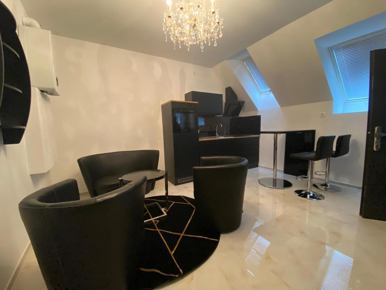 Vienna Luxury Dream Home ภายนอก รูปภาพ