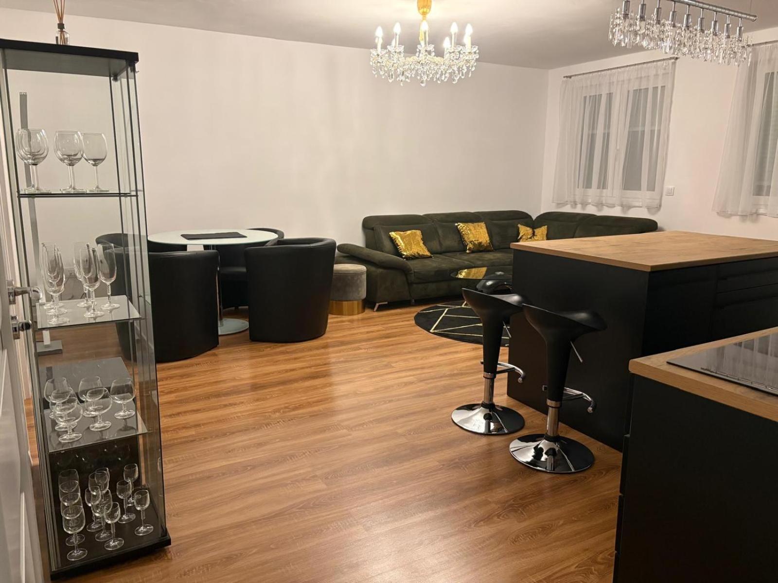 Vienna Luxury Dream Home ภายนอก รูปภาพ